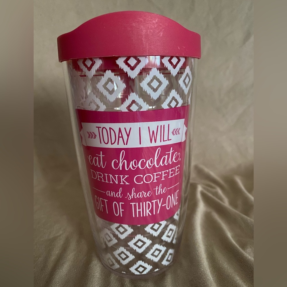 Tervis, 16 ounce cup z”Today I will eat chocolate” Pink